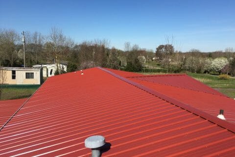 I Have a Metal Roof, What Considerations Should I Take When Having It Cleaned?