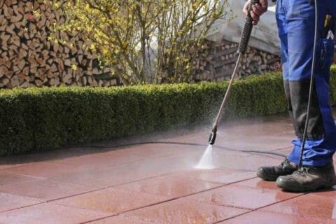 Five Reasons Your House Could Benefit From Exterior Cleaning Services