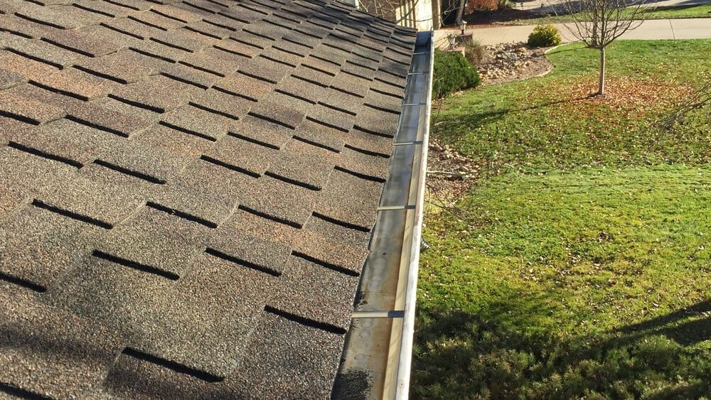 Roof Cleaning in O Fallon IL